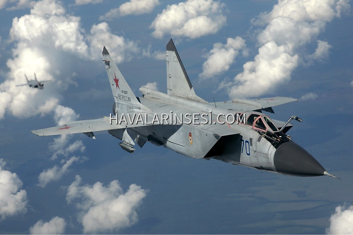 MİG-31 FOXHOUND